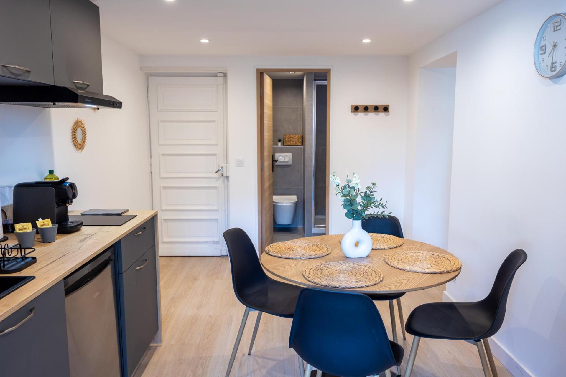 Destination Royale Apartment อานซี ภายนอก รูปภาพ