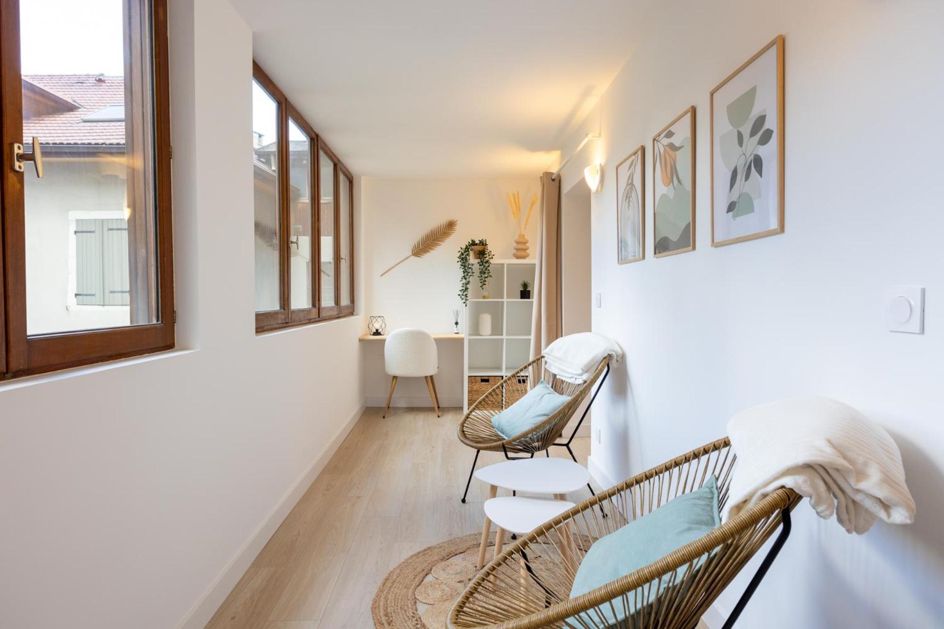 Destination Royale Apartment อานซี ภายนอก รูปภาพ